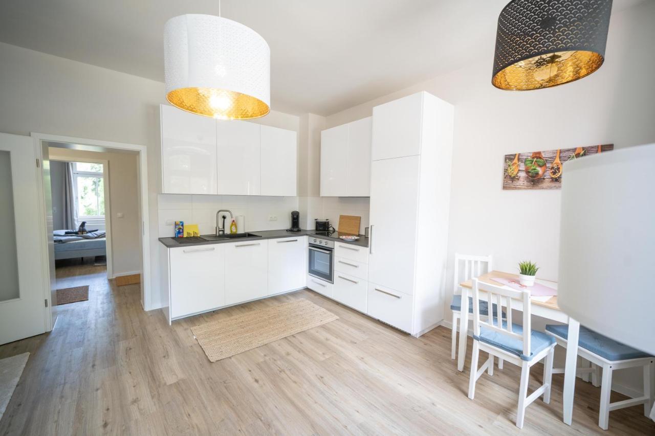 Fullhouse - Zwickau - L96 - Smarttv - Nespresso - 2 Queensize Beds Esterno foto